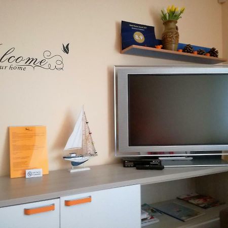 Collemare Apartment Песаро Екстериор снимка