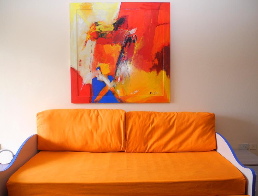 Collemare Apartment Песаро Стая снимка